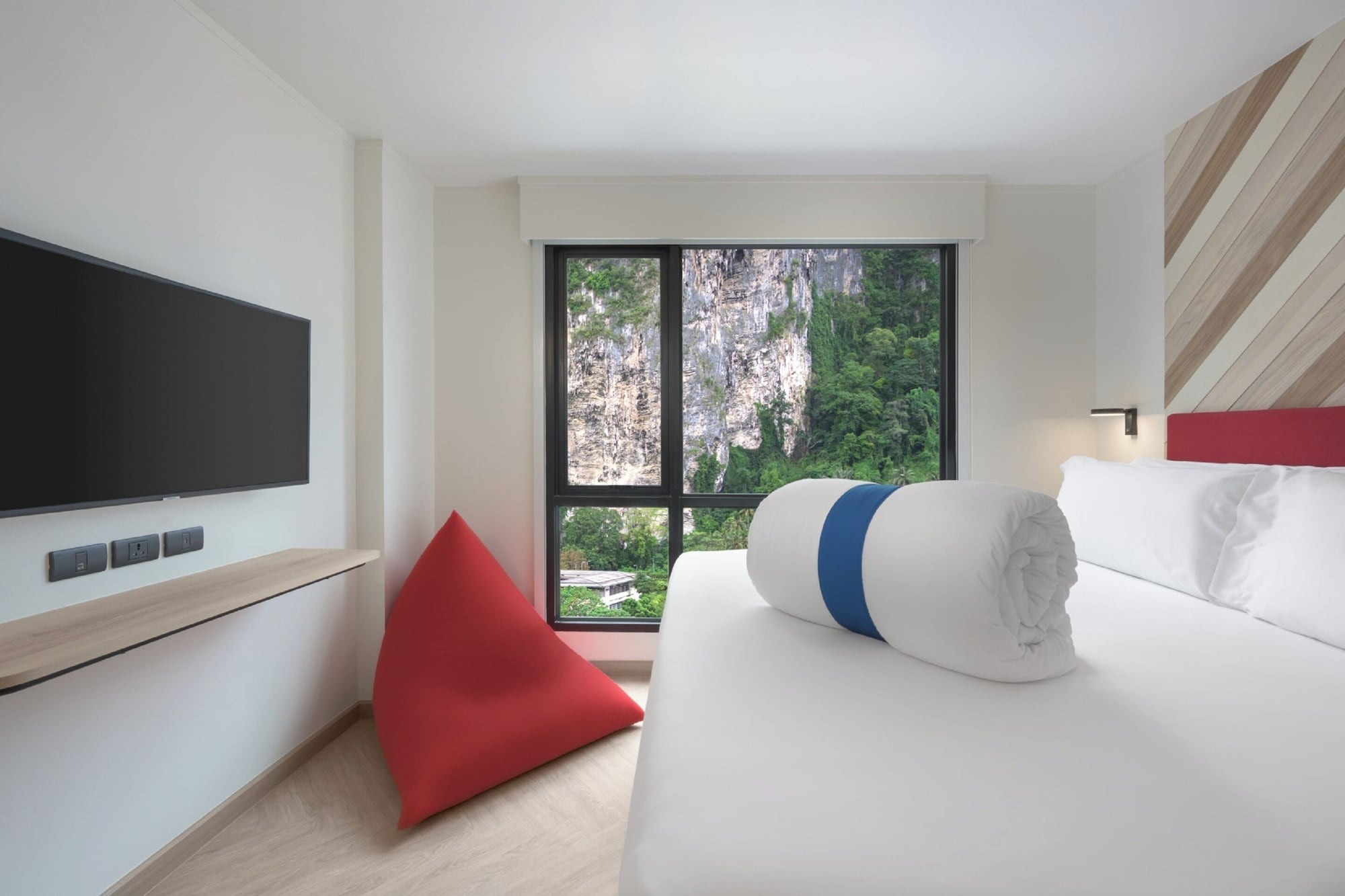 هتل کوسی کرابی